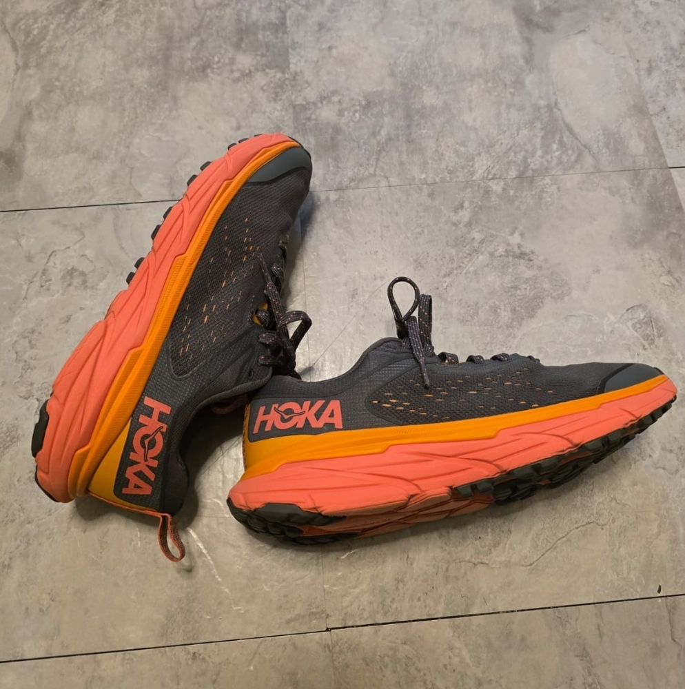 HOKA One One Challenger ATR 6 Trail Running Shoes Women's 7.5B Gray/Orange/Coral